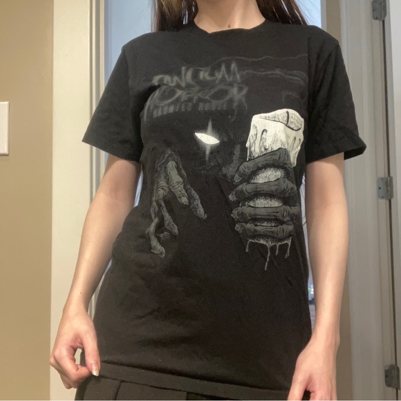 SANCTUM OF HORROR HAUNTED HOUSE
HALLOWEEN GRAPHIC TEE - Picture 4 of 12